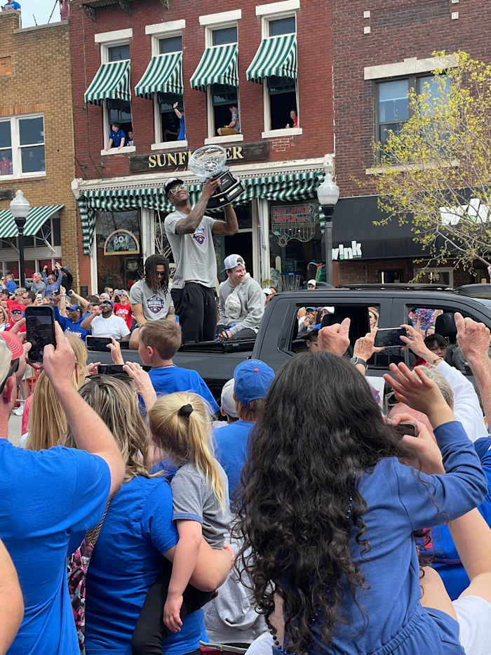 19031932-4CD6-4C75-8A6D-A0394F4CD990